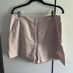 H&M dressy shorts